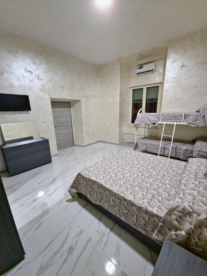 Ritmo Napoletano Apartment Napoli Exterior foto